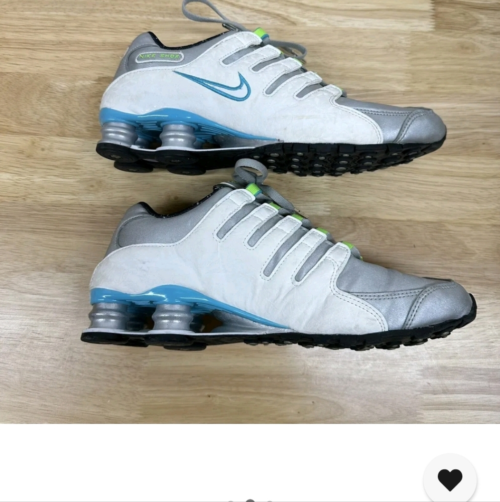 Nike sneakers - Picture 2 of 4